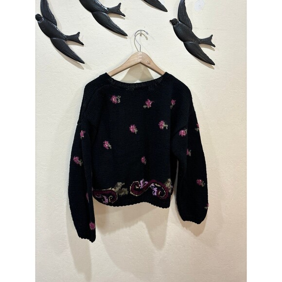 Vintage Carole Little Hand Knit for Saint Tropez West Wool Floral Sweater - M - Picture 6 of 8